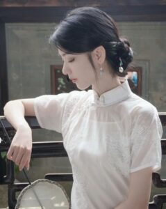 Song Sinh Giả Mạo